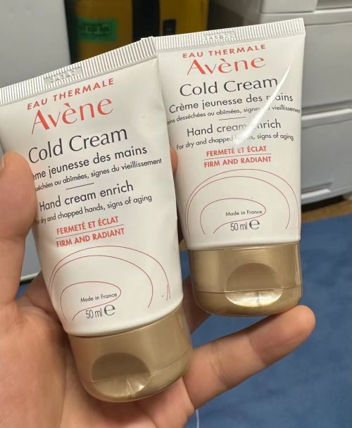 霜年度10大全球公认最好用的护手霜OG真人平台十大公认最好用的护手(图3)